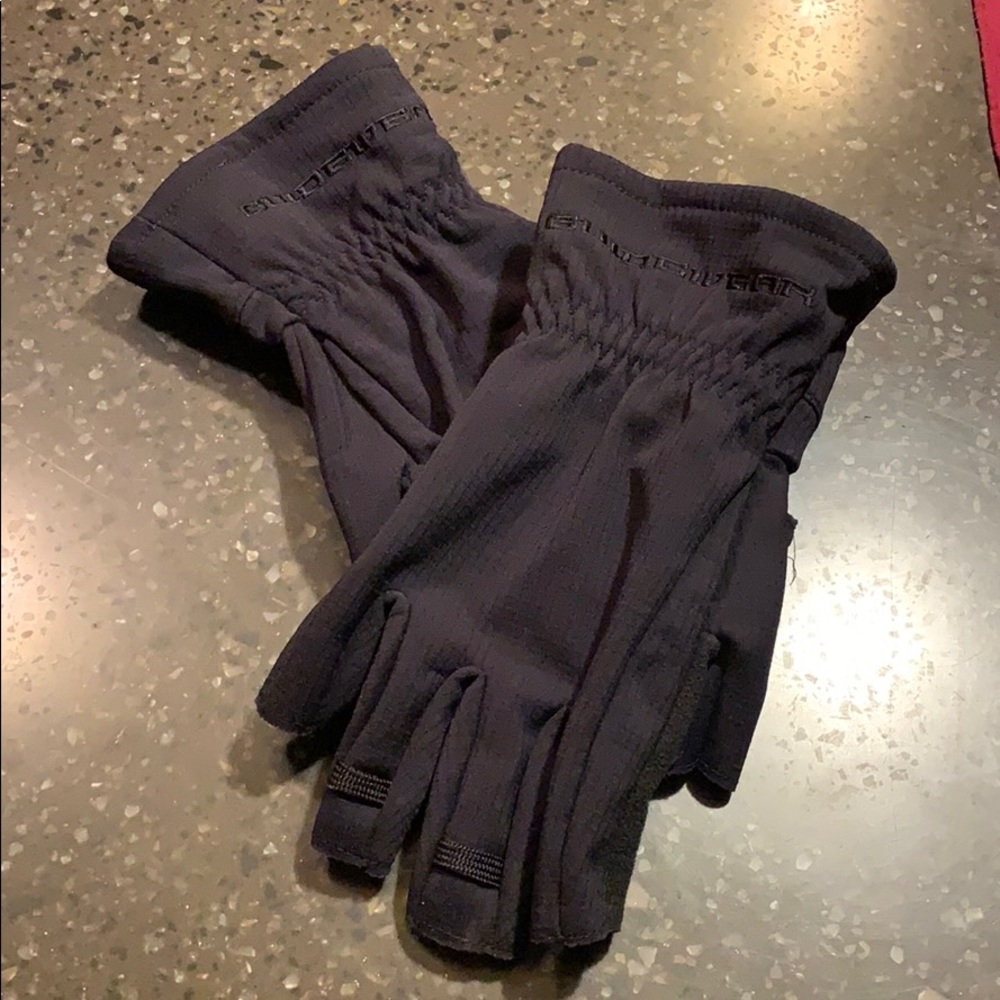 Cabela’s black gloves